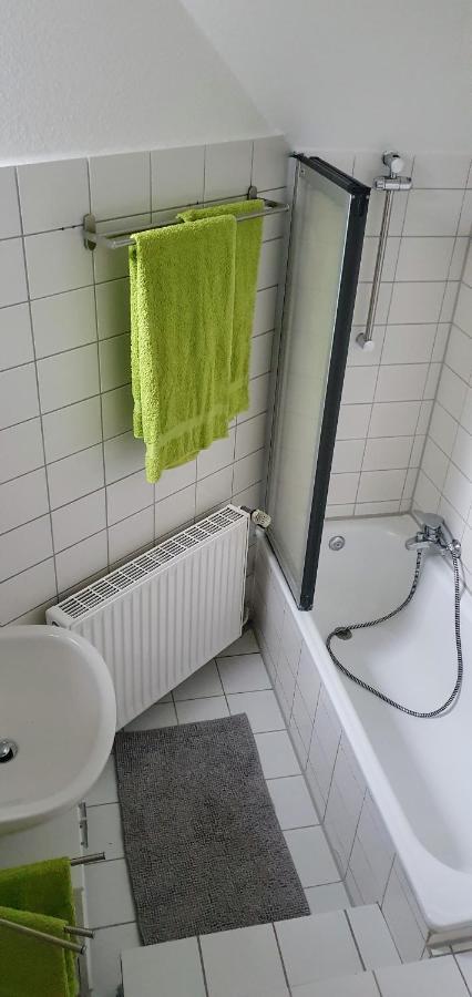 *To Hus* Wohnung Am Rande Von Jever Luaran gambar